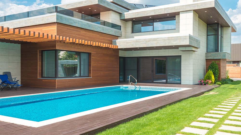 Вы когда-нибудь мечтали о своём доме с бассейном?